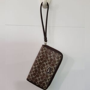 Coach Printed Wristlet Card Holder